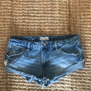 NWOT Free People size 26 jean shorts